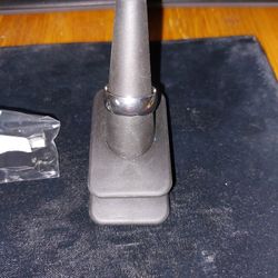 Sterling Silver 8mm Band Sz9