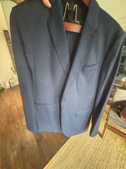 Men’s suit , 36R