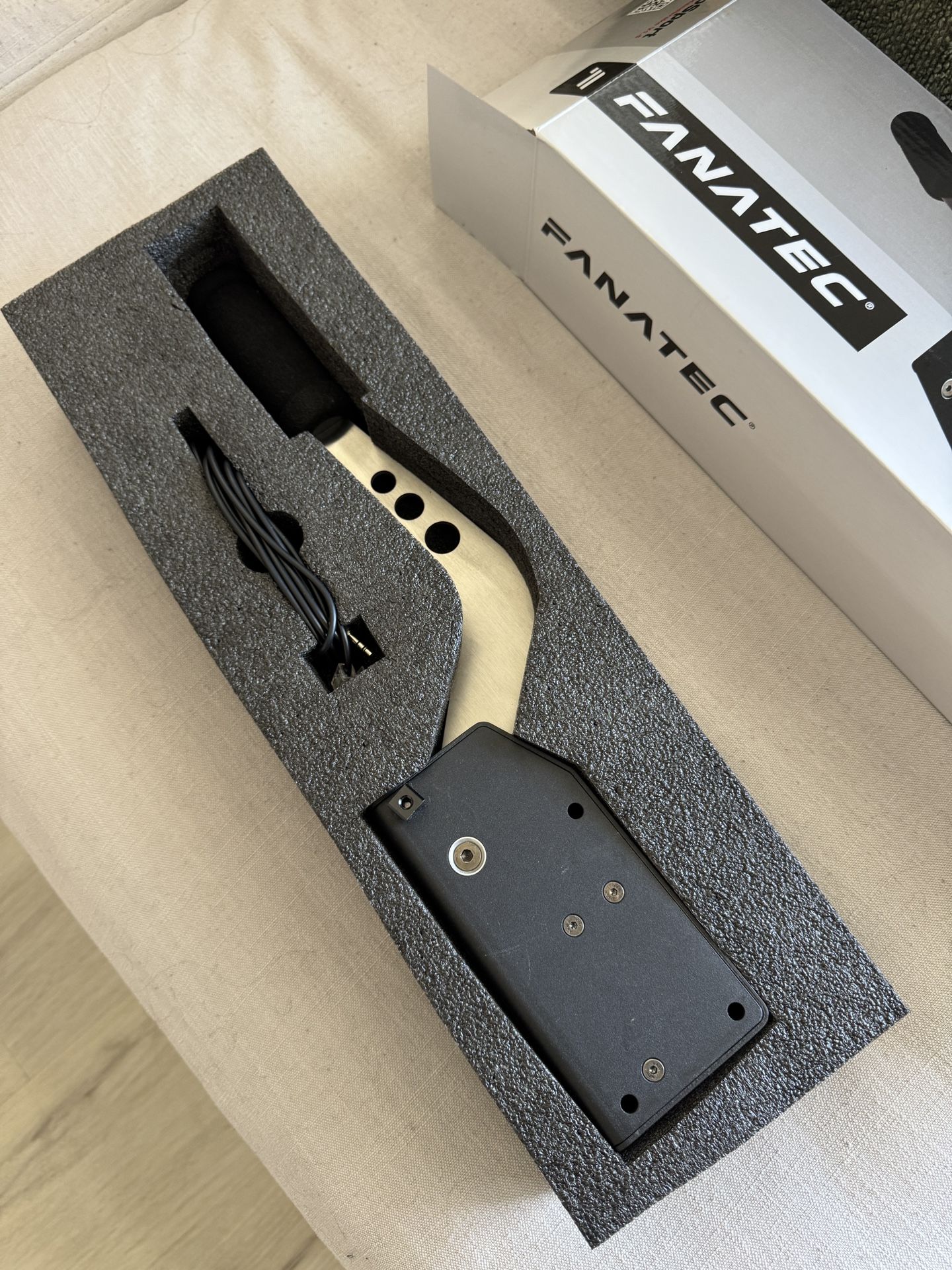 fanatec ハンドブレーキV1.5 Fanatec Clubsport Handbrake V1.5 : Test & Review | What it's