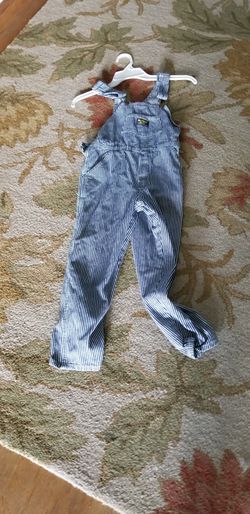 Osh kosh overalls size 7