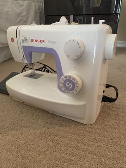 Singer Simple Sewing Machine