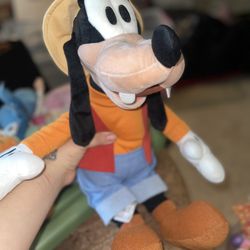 Goofy Plush 