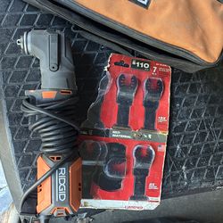 RIDGID 4 Amp Corded Oscillating Multi-Tool with  5 new blades