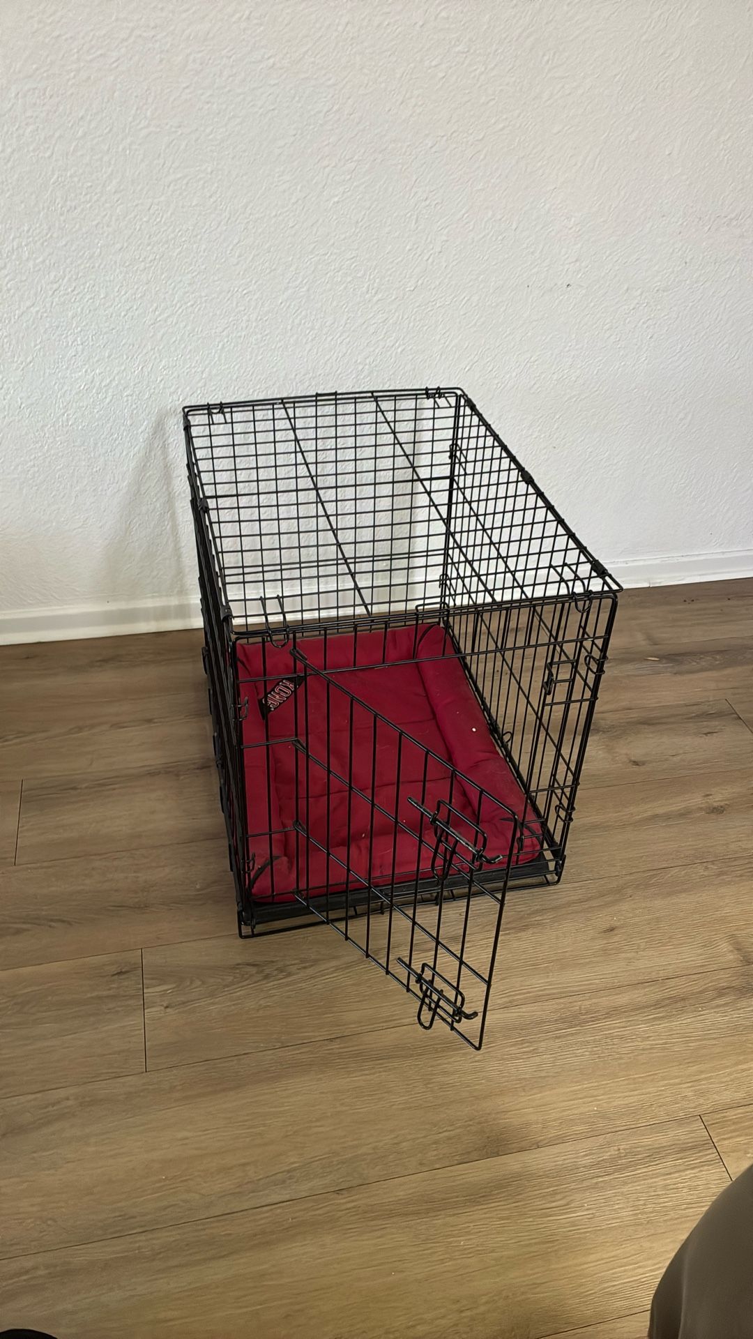 Dog Kennel With Mat