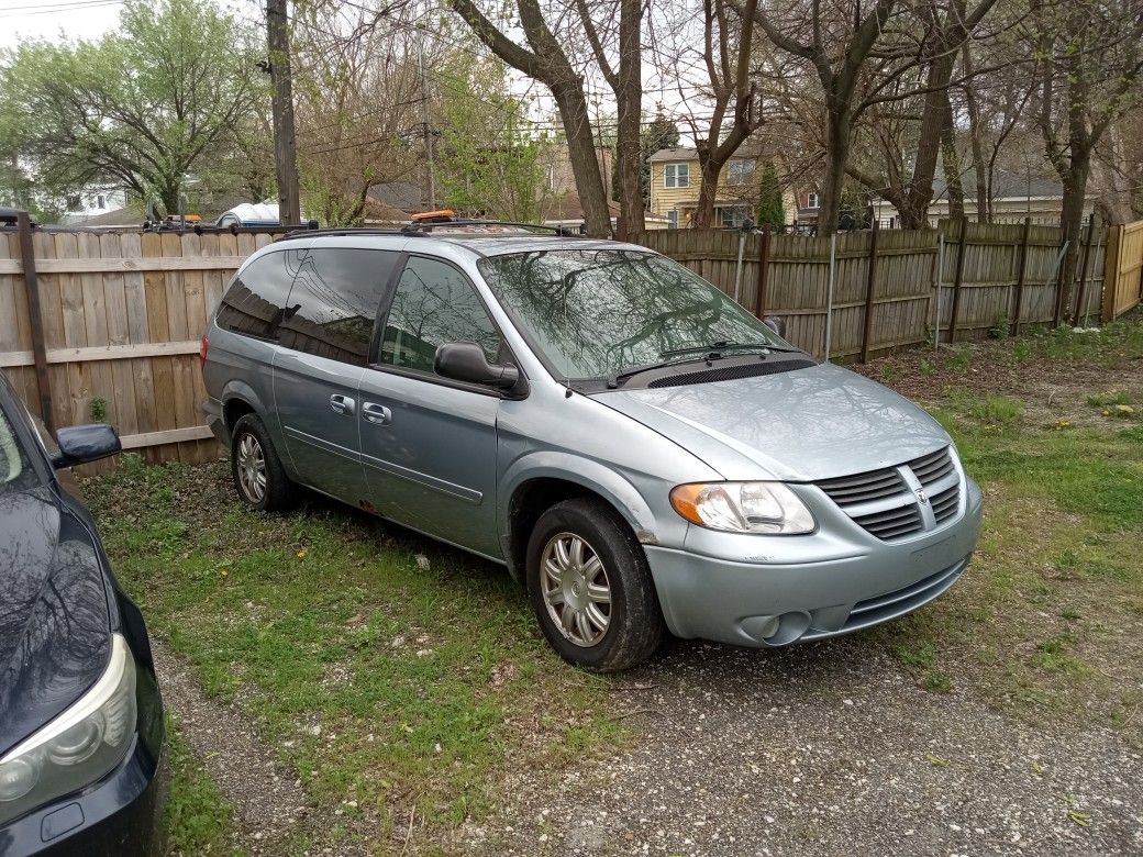 2006 Dodge Grand Caravan