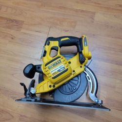 DEWALT 60V CIRCULAR SAW 