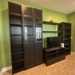 Book Shelves And  Decorating Shelves Set