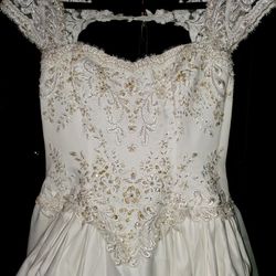 Wedding Dress $250 NEW