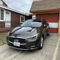 2017 Infiniti Qx30