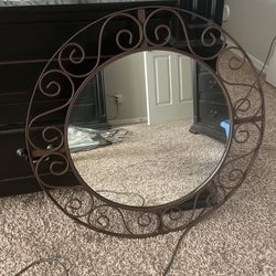 Round Mirror