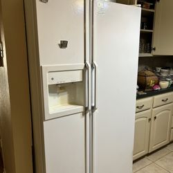 Refrigerator/Freezer