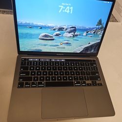 Apple Macbook Pro i7 16gb Ram 500gb SSD Drive 2.3ghz 13" Screen 2020
