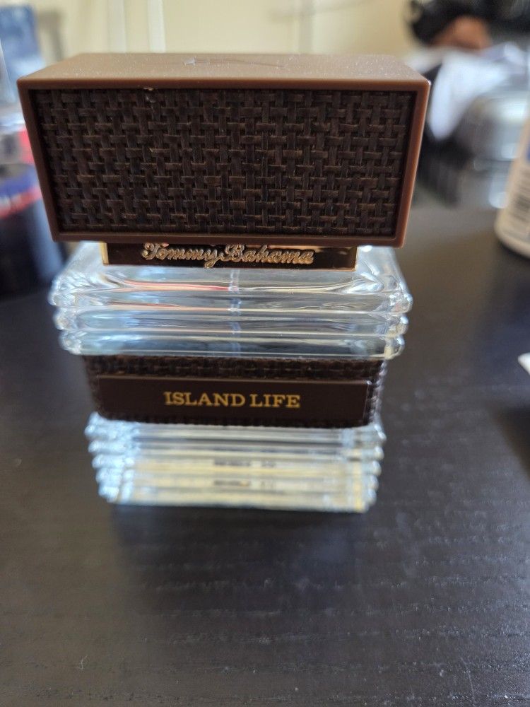 Island Life Colonge