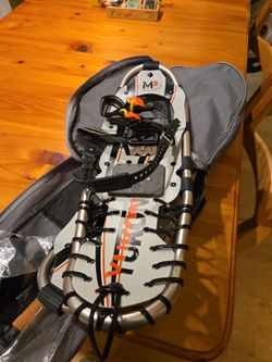 Yukon Charlie's Mountain Profile Snowshoe Kit – Includes Poles & Storage Bag