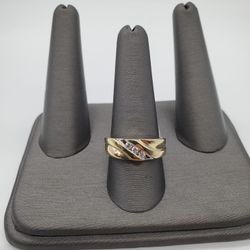 10kt Yellow Gold Diamond Ring / Band