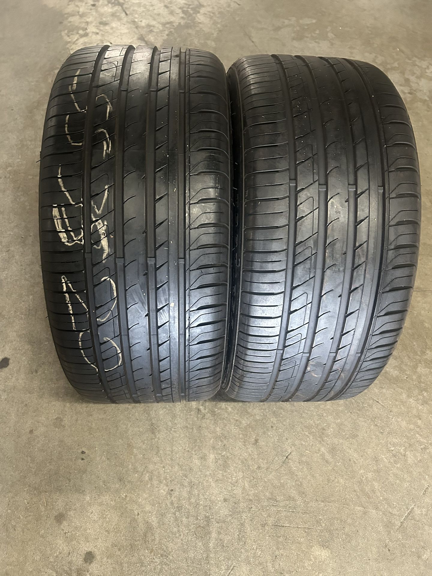 2. Tires. 255. 35. 20. Entire