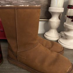 Men’s Uggs size 11