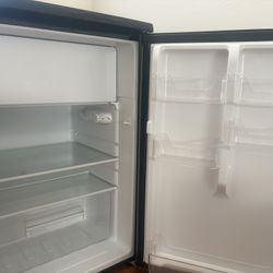 Frigidaire Mini Fridge