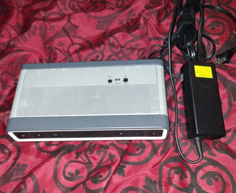 BOSE SOUND LINK 3 BLUETOOTH SPEAKER