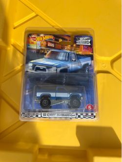 2020 Hot Wheels Premium Boulevard '83 CHEVY SILVERADO 4x4 #5 Real Riders