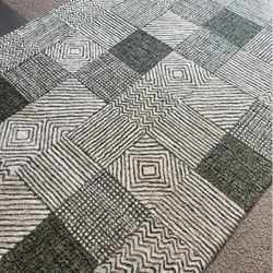 Crate & Barrel Wool Rug 6x9