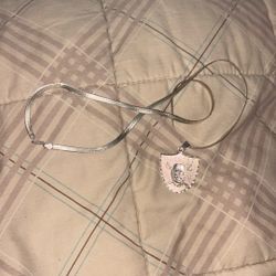 Raiders pendant And  Chain Perfect Condition Both sterling Silver 925