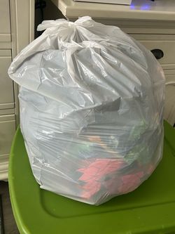 Mystery bag of woman’s size medium clothing