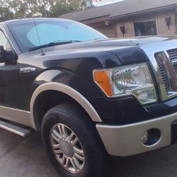 4 Door Pickup f150 