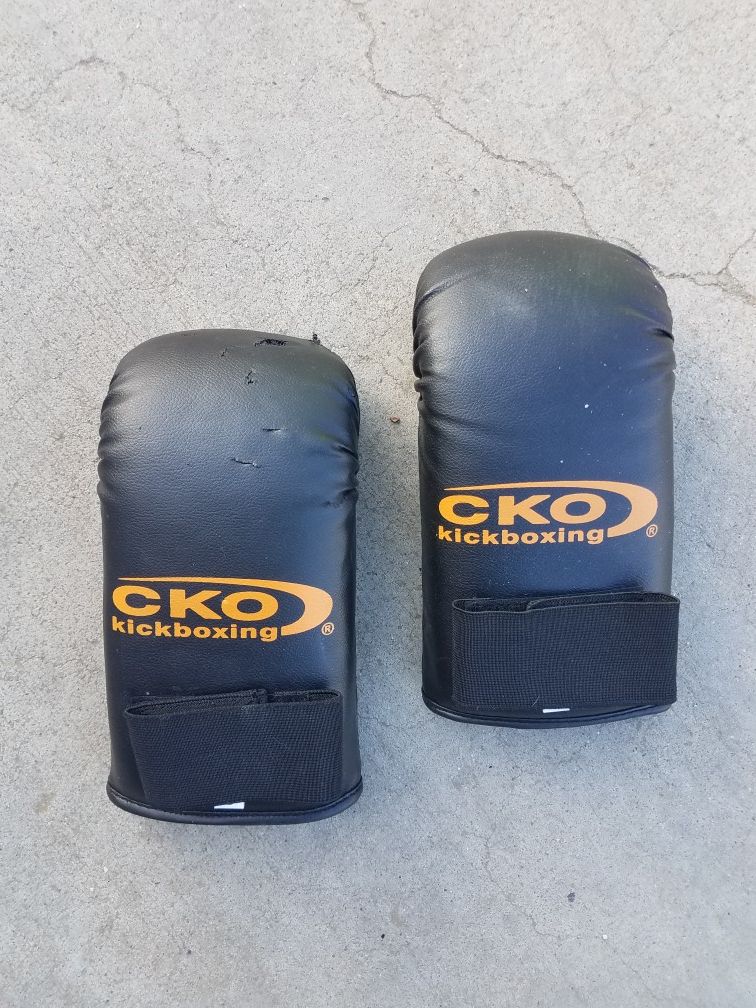 Cko kickboxing gloves