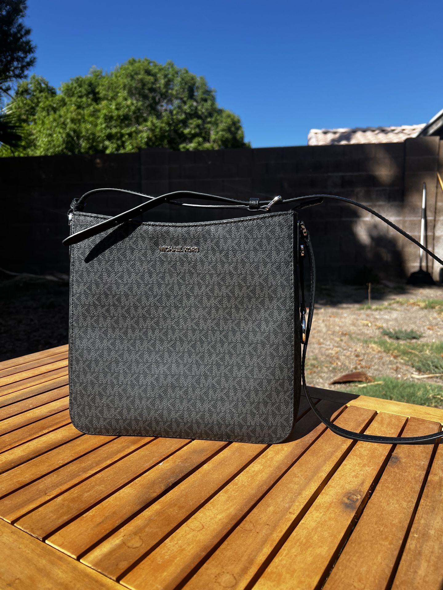 michael kors purse 