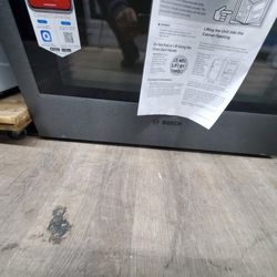 BOSCH  wall oven black stainless side 30 new open box $1600
