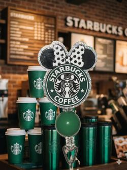 Starbucks x Minnie Mouse Badge Reel