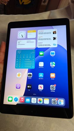 iPad 7th Generation like New