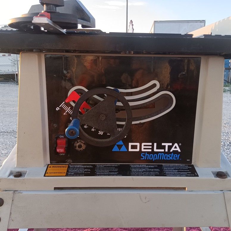 Delta Shopmaster Table Saw