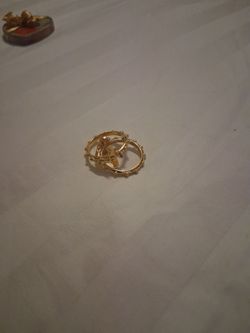 Set of Gold cross rings