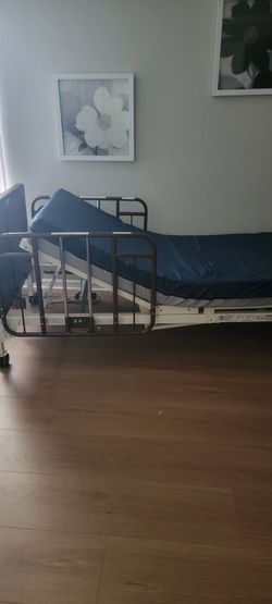Electric hospital bed