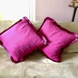 Pack of Two Cushions  19” x 19”