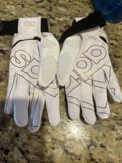 FOOTBALL 🏈 RECEIVER GLOVES