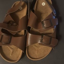 New Boy Sandals Size 4