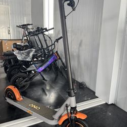 Dual-motor electric scooter