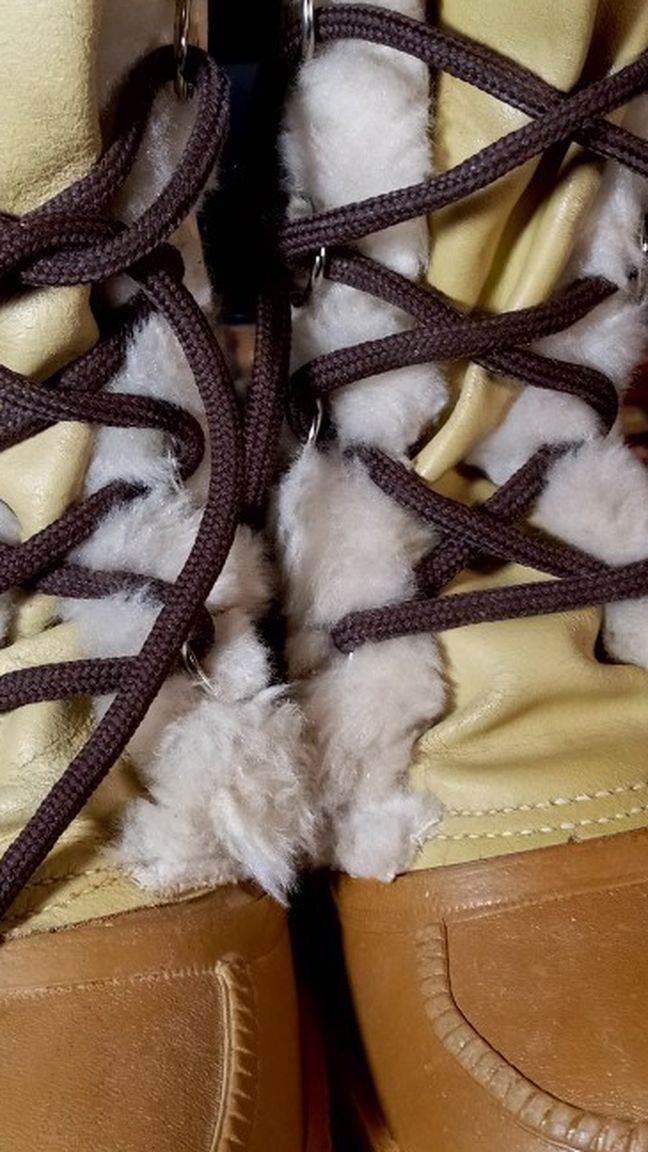 Sorel Nanook Womens Size 7 Fur Lined