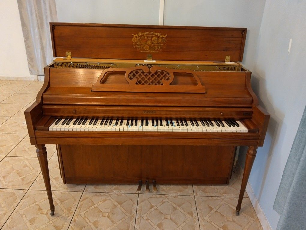 Kimball Piano