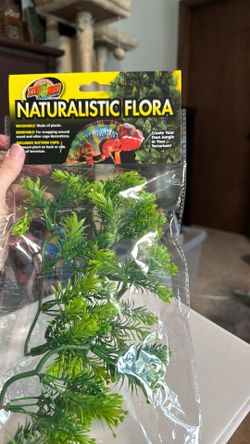 Plastic plant for reptile or spider habitat