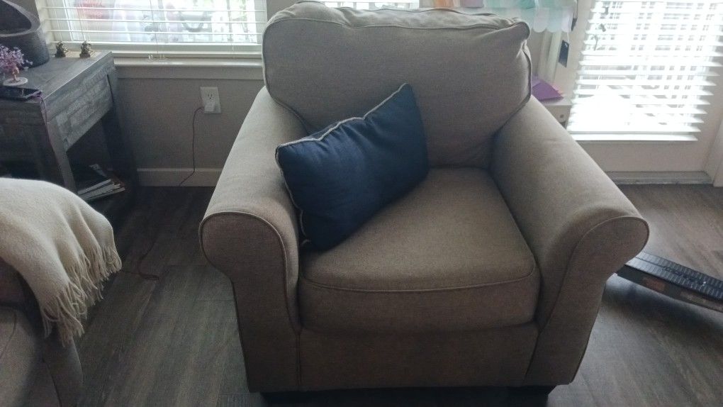 Queen Sleeper Sofa And Chair.