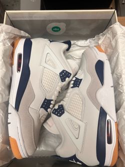 Air Jordan 4 SB NAVY size 8 and 10