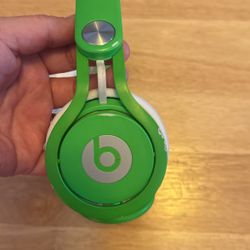 Beats Mixr GREENNEON MIXR on-ear headphones