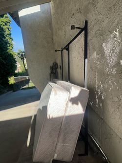 Free  King Mattress box