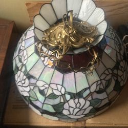 Tiffany Style Hanging Light 