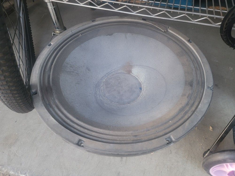 Lot Of 3 x Eminence Professional Series SIGMA PRO-18A-2 subwoofers