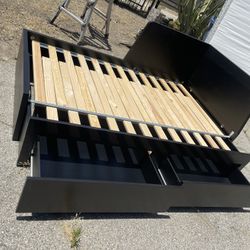 Black Bed Frame (twin) 7x4